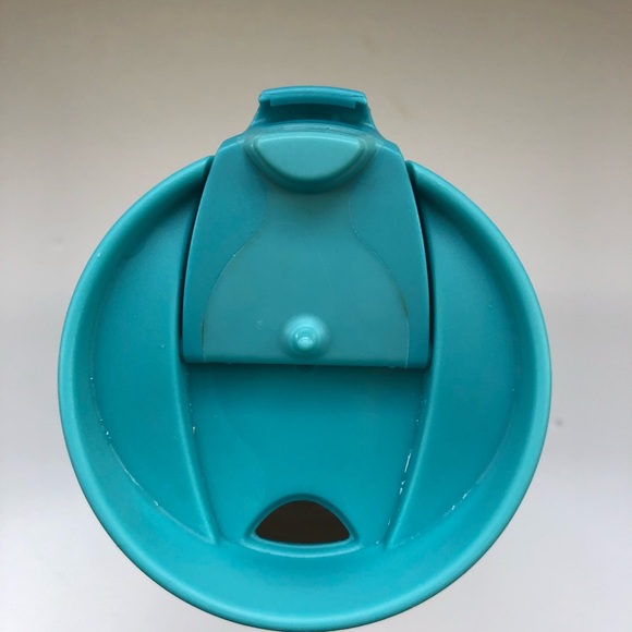 3/$20 - Starbucks Kuala Lumpur insulated coffee cup - Picture 6 of 9